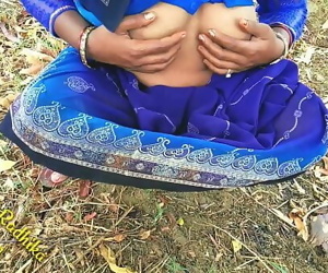 Indian Village Lady With Natural Hairy Pussy Outdoor Sex..