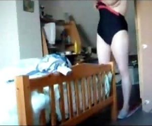 Watch my fully nude cute mom inserting tampon. Hidden cam..
