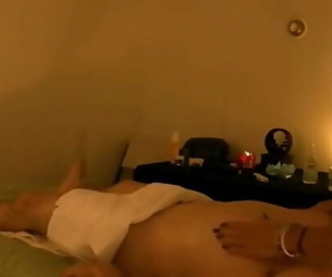 Ukryte Cam masaż Azji Dziewczyna 6 min 720p