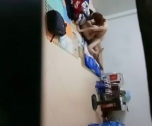 Vietnam Quai lén em hlv salle de sport làm tình tại phòng trọ