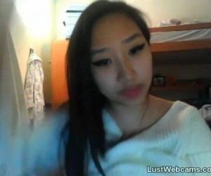 tetona Asiático Babe las burlas en webcam 11 min