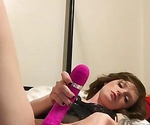 Another toy to make me cum!!