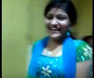 indian amateur girls dancing - 2 min