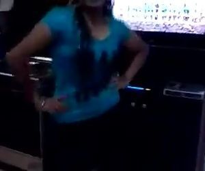 INDIAN - Tamil Babe Video Fo..