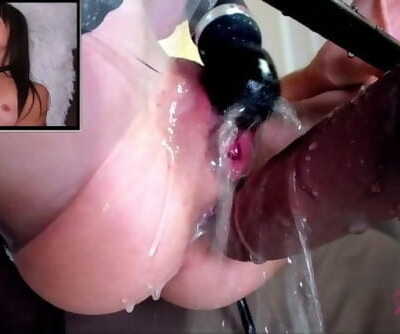 Four Time Squirt Orgasms in Seventeen Minutes.She never Forget this Stream